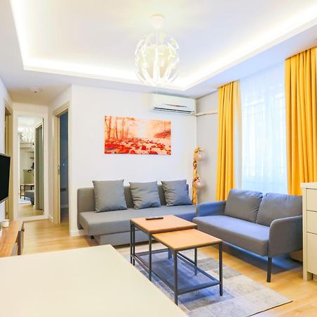 Delightful Flat 500 M To Uskudar Ferry Station Appartement Istanboel Buitenkant foto
